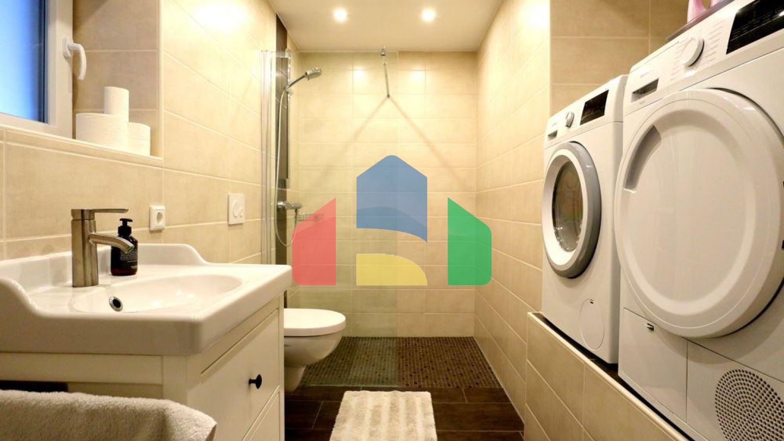 Residential - House with Commercial Space - Leer (Ostfriesland) - Germany