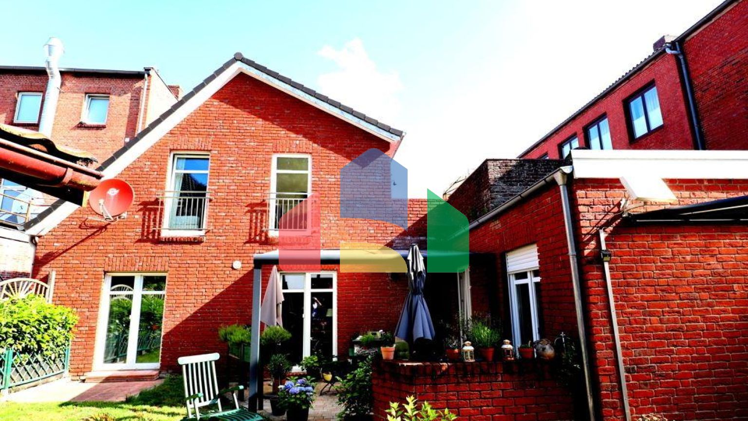 Residential - House with Commercial Space - Leer (Ostfriesland) - Germany