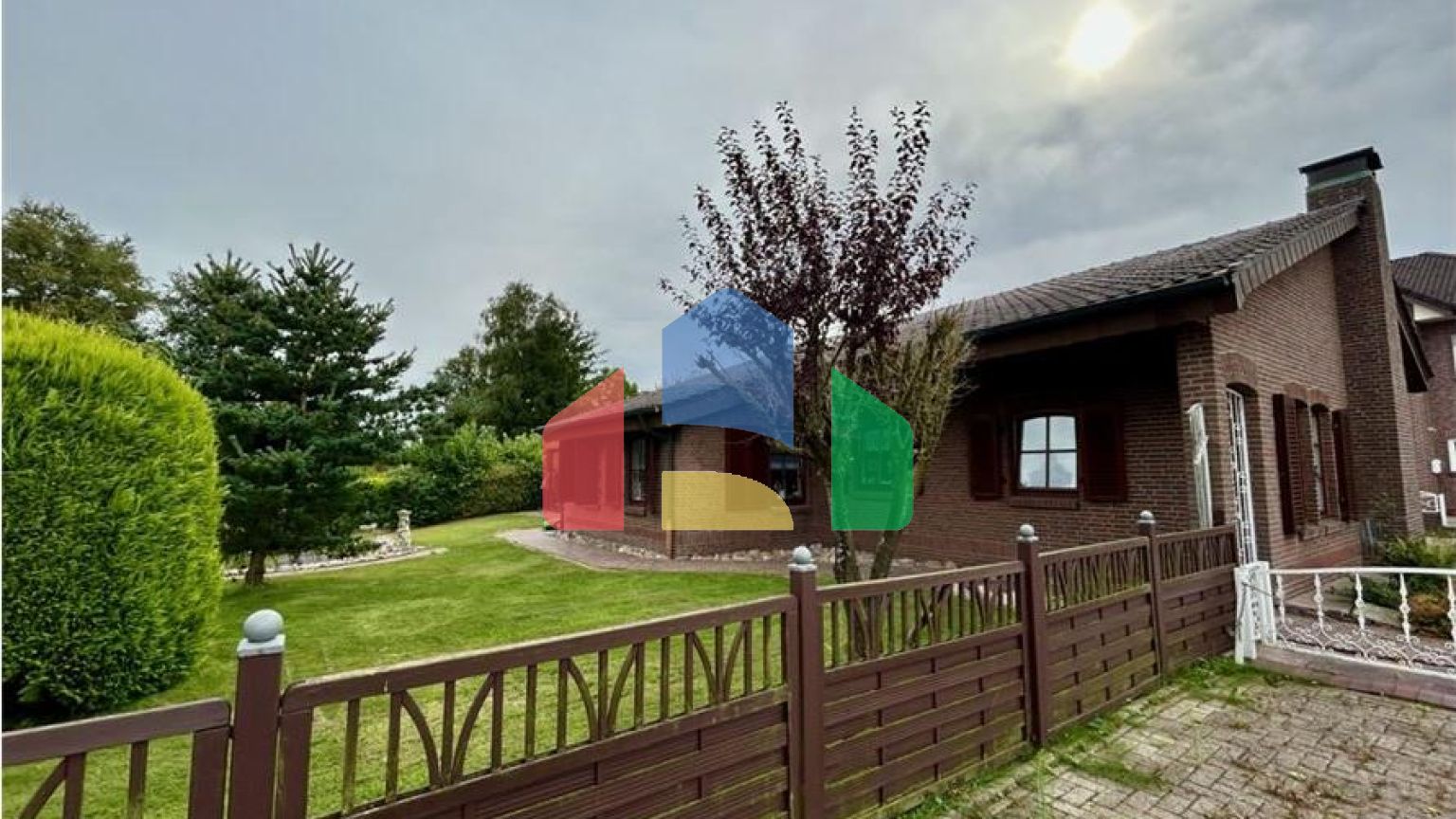 Residential - Bungalow - Ostrhauderfehn - Germany