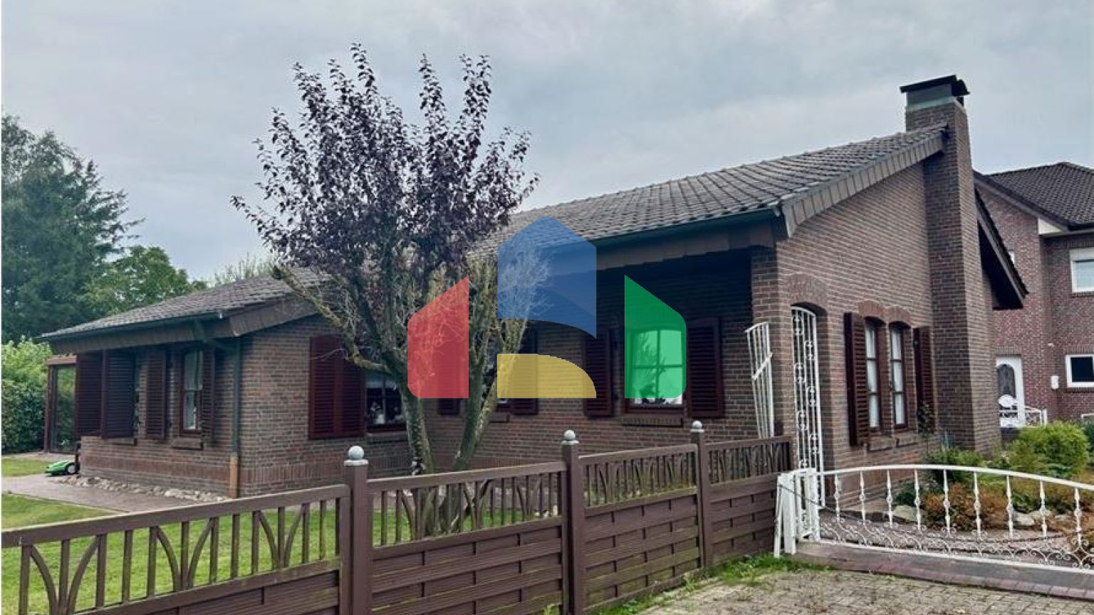 Residential - Bungalow - Ostrhauderfehn - Germany