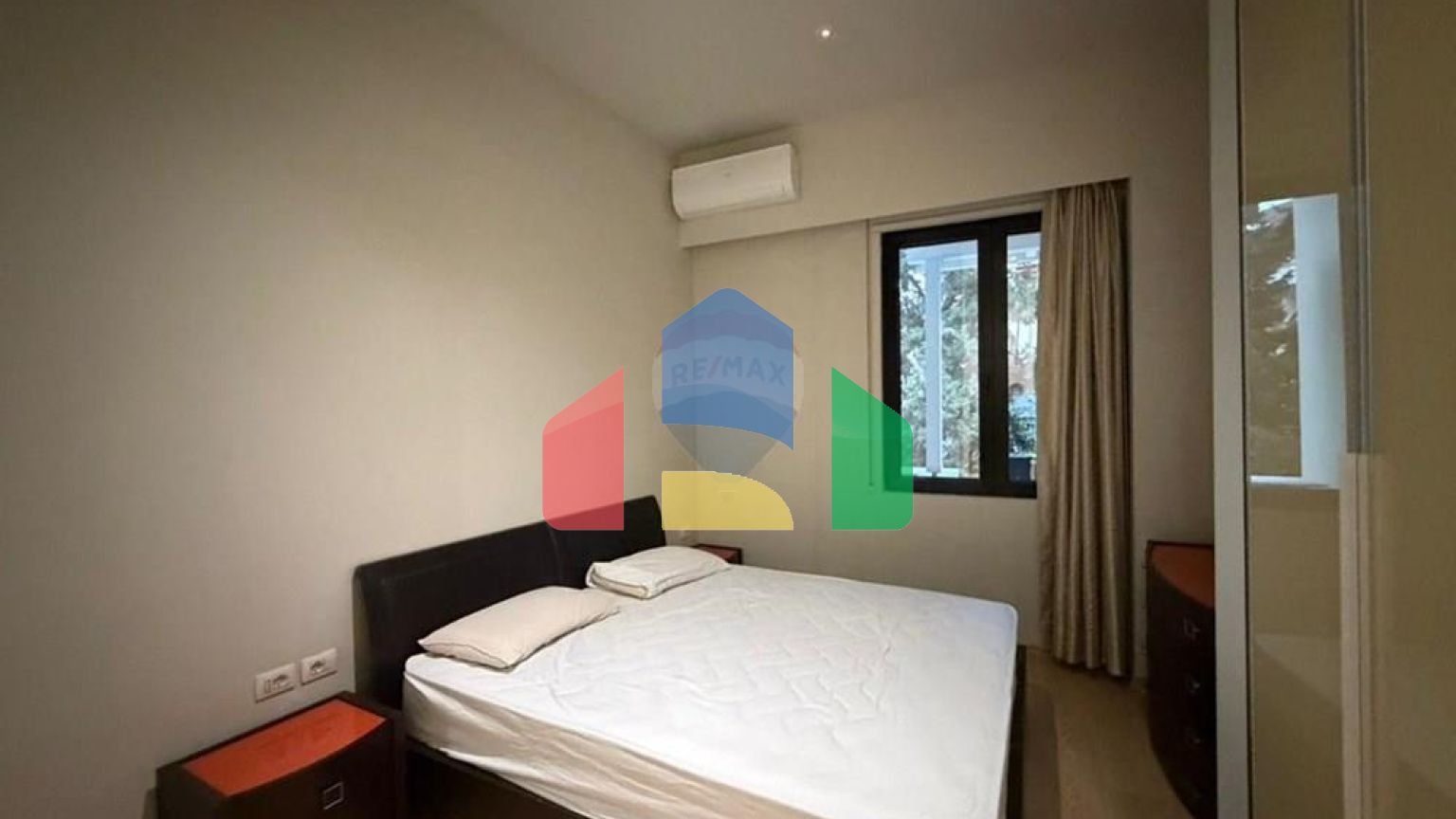 Residential - Condo/Apartment - Liqeni I Thatë, Liqeni I Thatë, Tiranë - AL