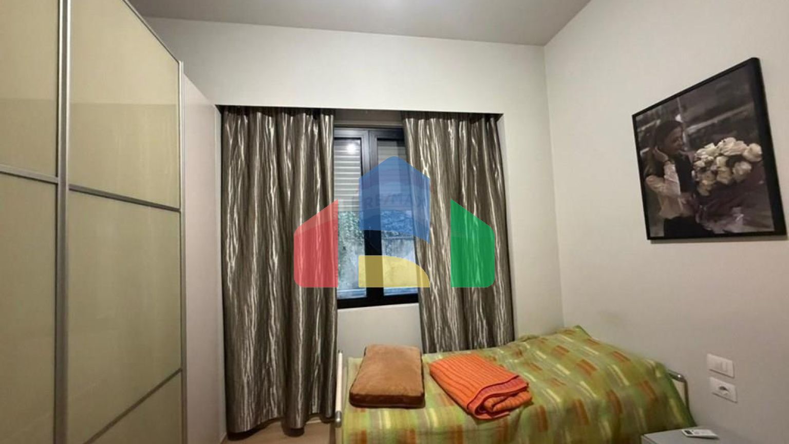 Residential - Condo/Apartment - Liqeni I Thatë, Liqeni I Thatë, Tiranë - AL