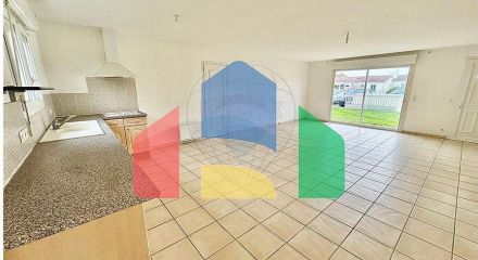 Residential - Single Family Home - Sainte-Gemme, , Nouvelle-Aquitaine - FR