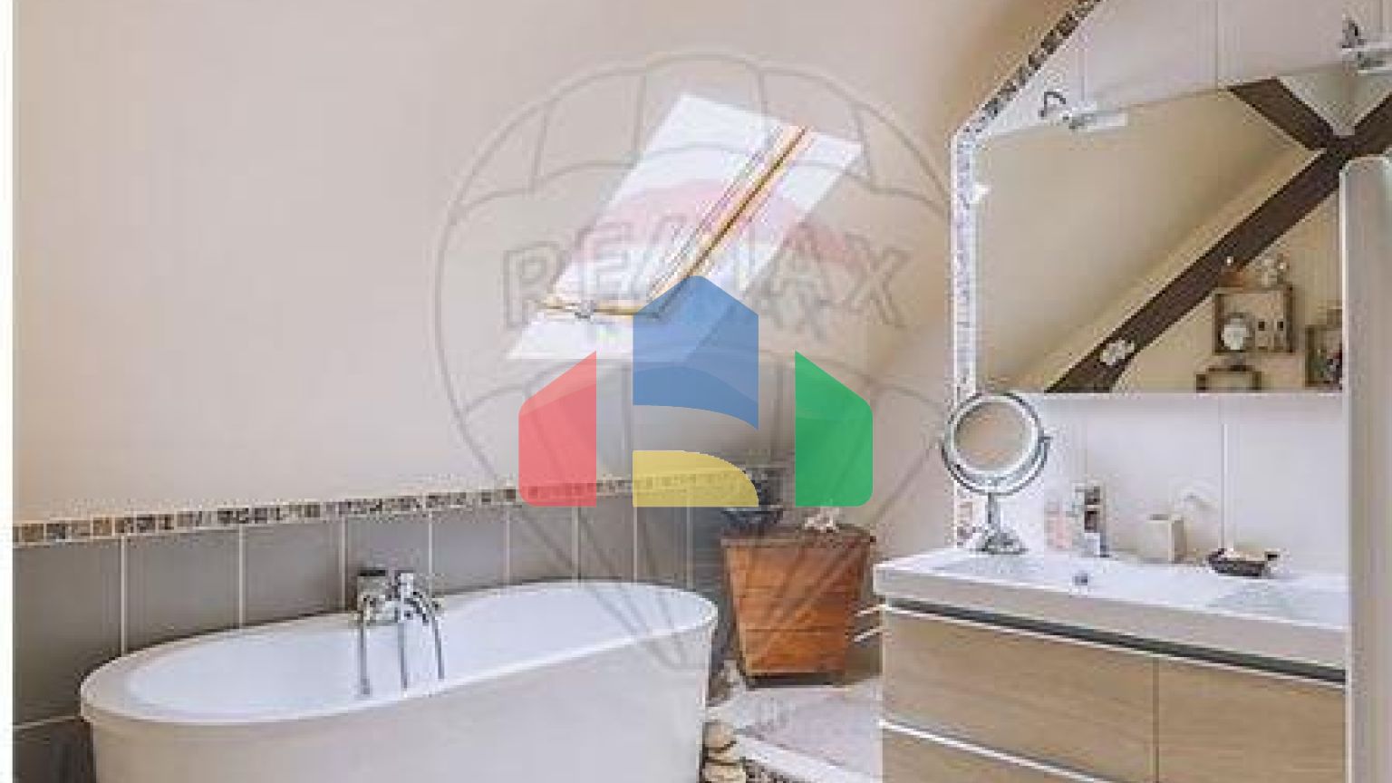 Residential - Single Family Home - Vichy, , Auvergne-Rhône-Alpes - FR