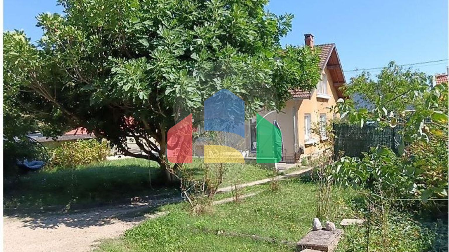 Residential - Single Family Home - Villefranche-sur-Saône, , Auvergne-Rhône-Alpes - FR