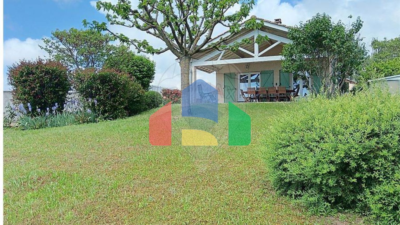 Residential - Single Family Home - Saint-Étienne-la-Varenne, , Auvergne-Rhône-Alpes - FR