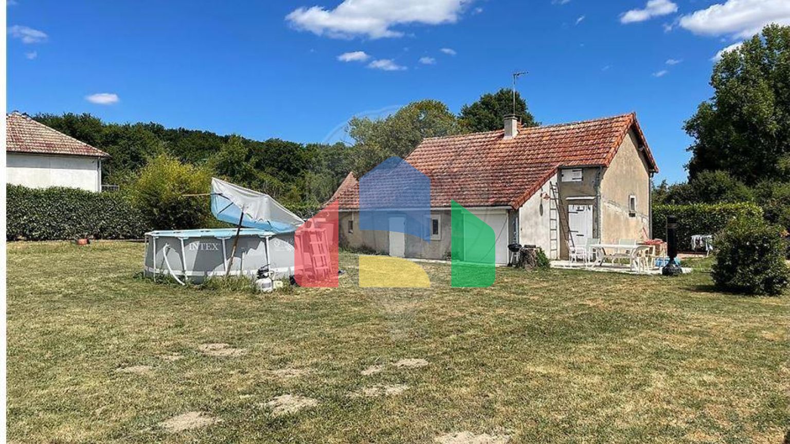 Residential - Single Family Home - Sougy-sur-Loire, , Bourgogne-Franche-Comté - FR