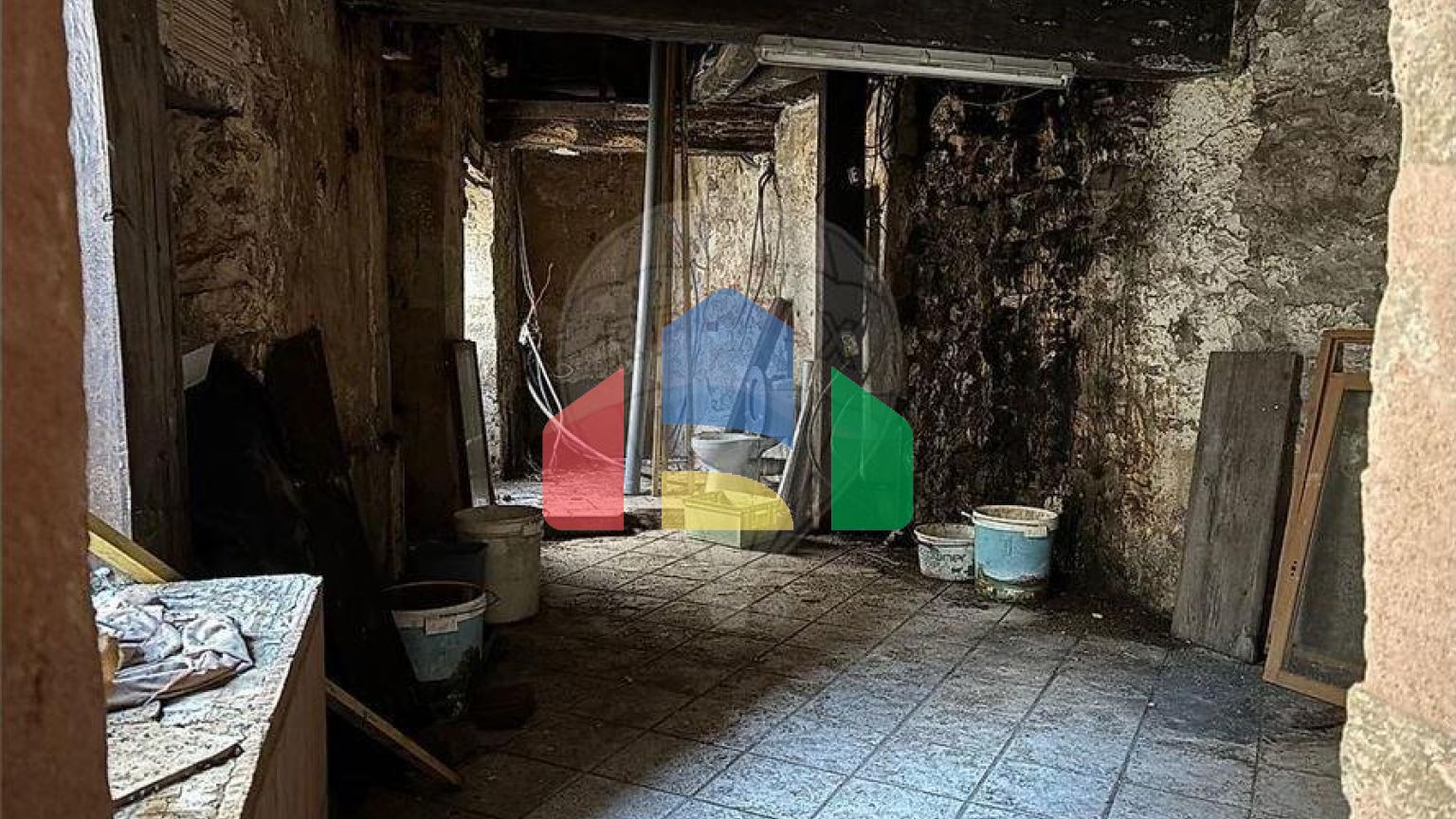 Residential - Single Family Home - Decize, , Bourgogne-Franche-Comté - FR