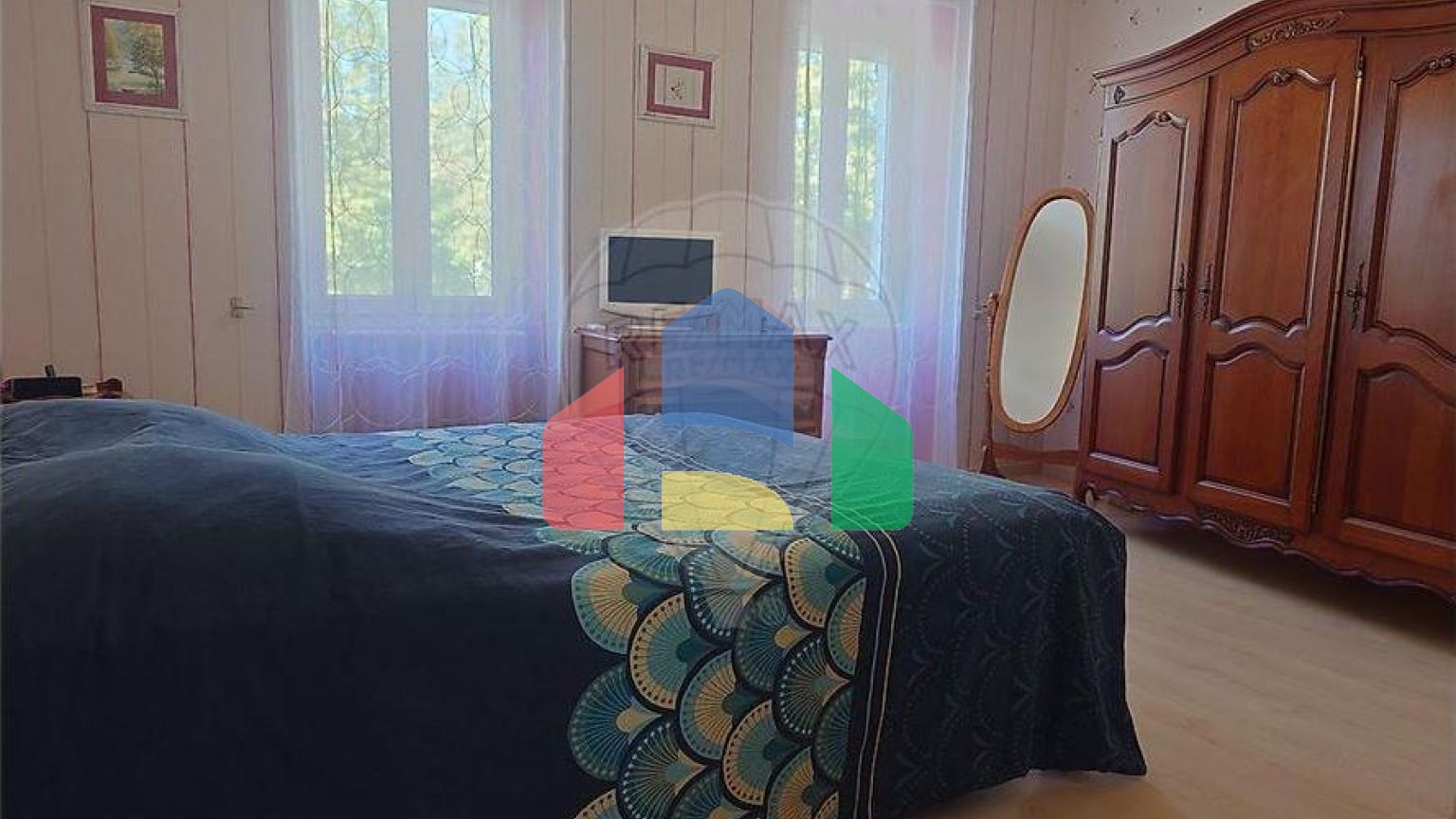 Residential - Single Family Home - Issy-l'Évêque, , Bourgogne-Franche-Comté - FR