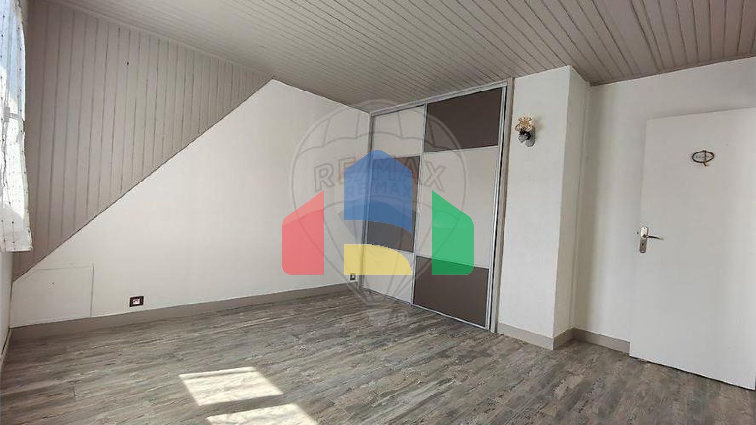 Residential - Single Family Home - Saint-Fargeau, , Bourgogne-Franche-Comté - FR