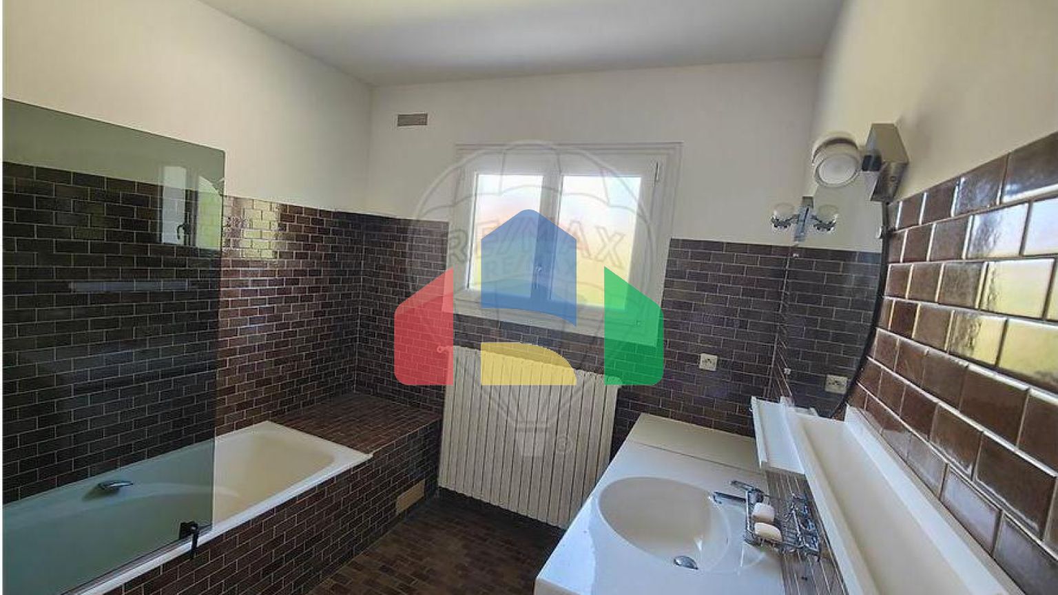 Residential - Single Family Home - Saint-Fargeau, , Bourgogne-Franche-Comté - FR