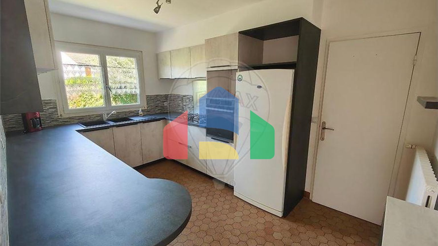 Residential - Single Family Home - Saint-Fargeau, , Bourgogne-Franche-Comté - FR