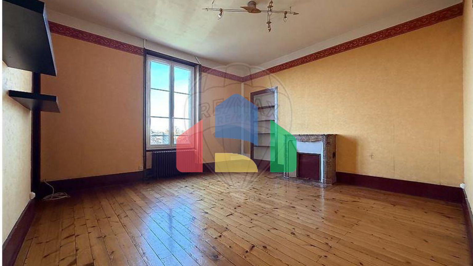 Residential - Condo/Apartment - Cosne-Cours-sur-Loire, , Bourgogne-Franche-Comté - FR