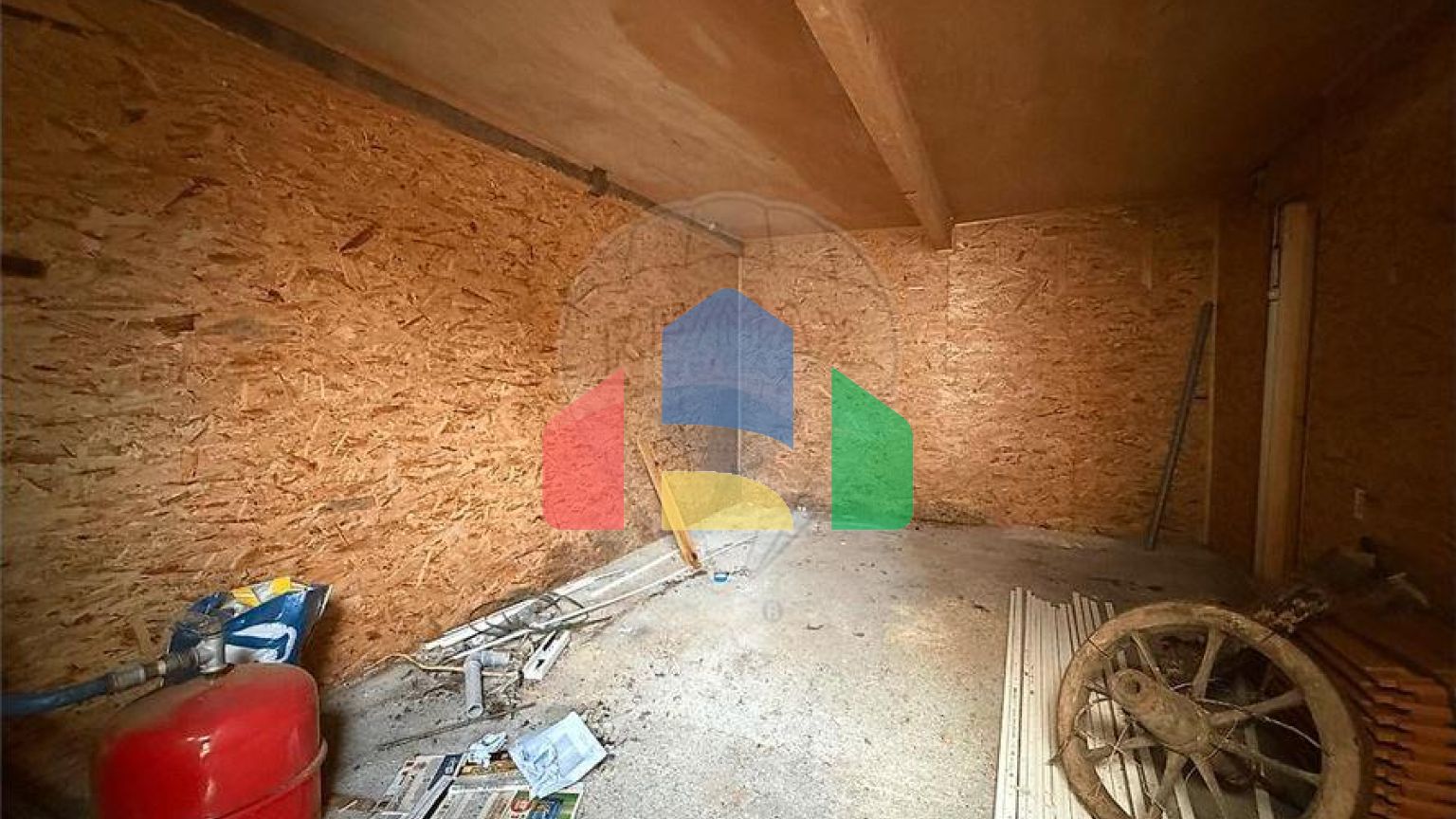 Residential - Single Family Home - Châtillon-sur-Loire, , Centre-Val de Loire - FR