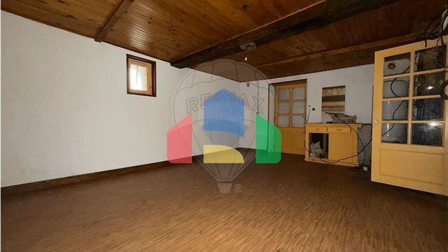 Residential - Single Family Home - Châtillon-sur-Loire, , Centre-Val de Loire - FR