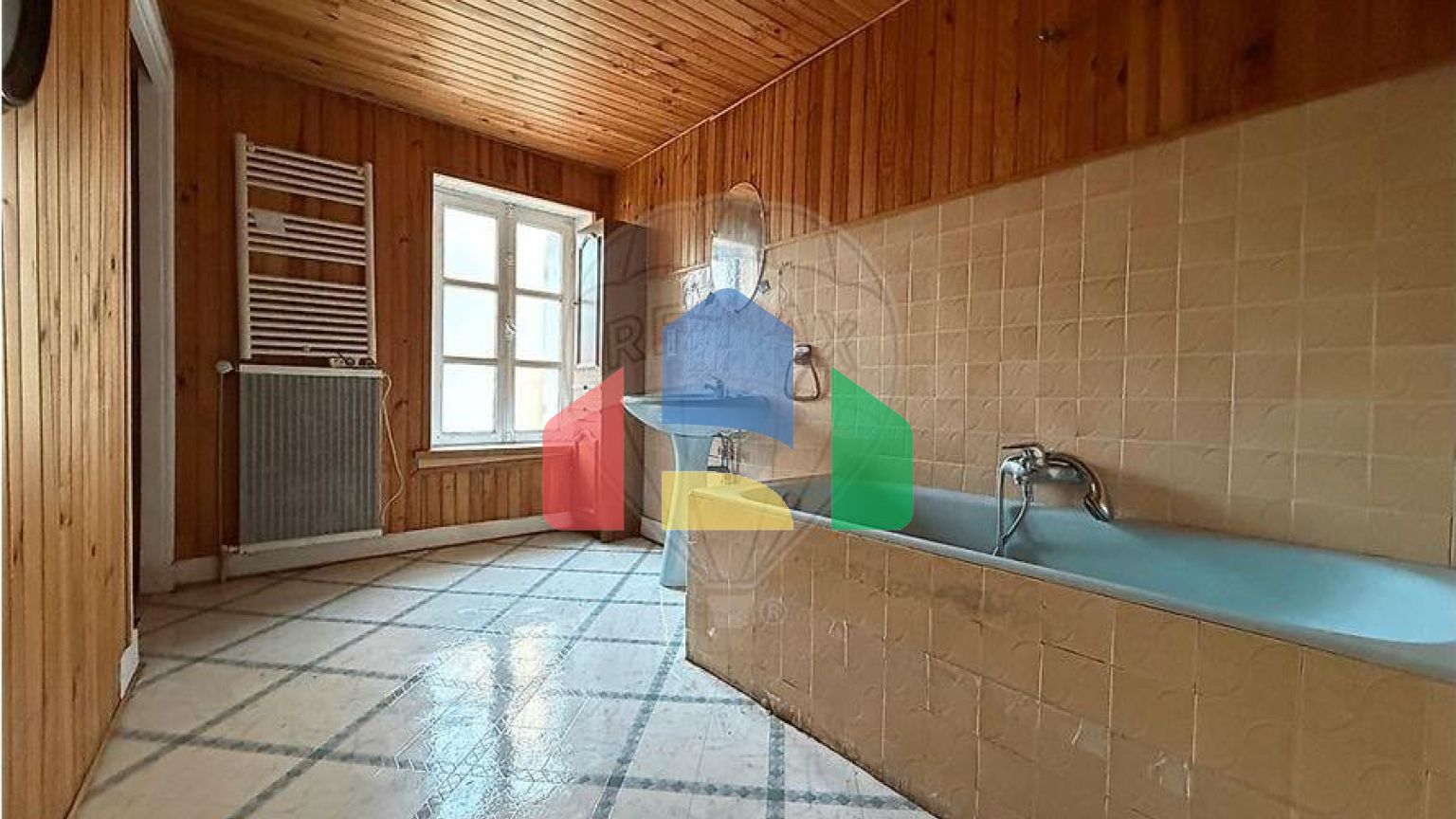 Residential - Single Family Home - Châtillon-sur-Loire, , Centre-Val de Loire - FR