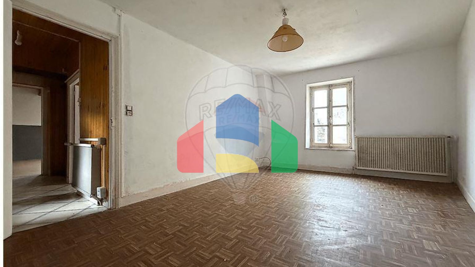 Residential - Single Family Home - Châtillon-sur-Loire, , Centre-Val de Loire - FR