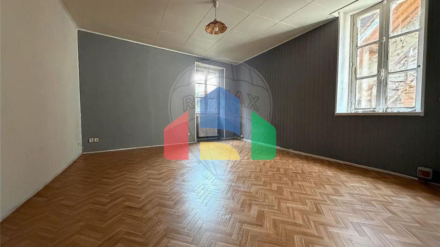 Residential - Single Family Home - Châtillon-sur-Loire, , Centre-Val de Loire - FR