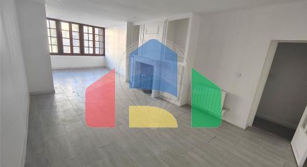 Residential - Single Family Home - Saint-Satur, , Centre-Val de Loire - FR Residential - Single Family Home - Saint-Satur, , Centre-Val de Loire - FR