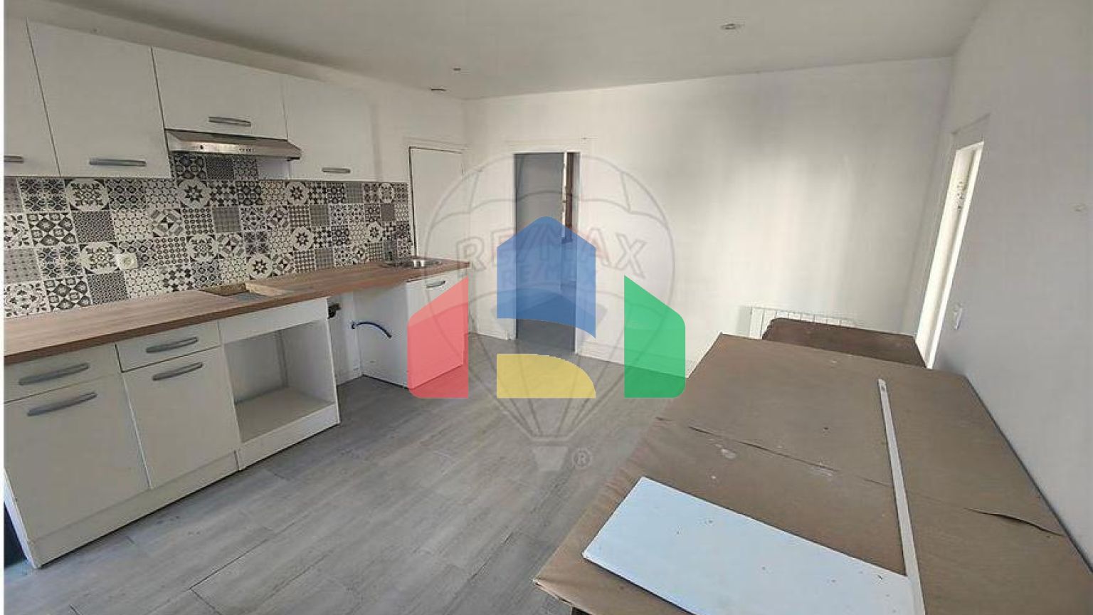 Residential - Single Family Home - Saint-Satur, , Centre-Val de Loire - FR