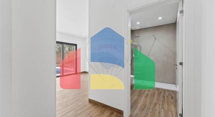 Residential - Single Family Home - T3 - Loule (Sao Clemente), Loule - PT