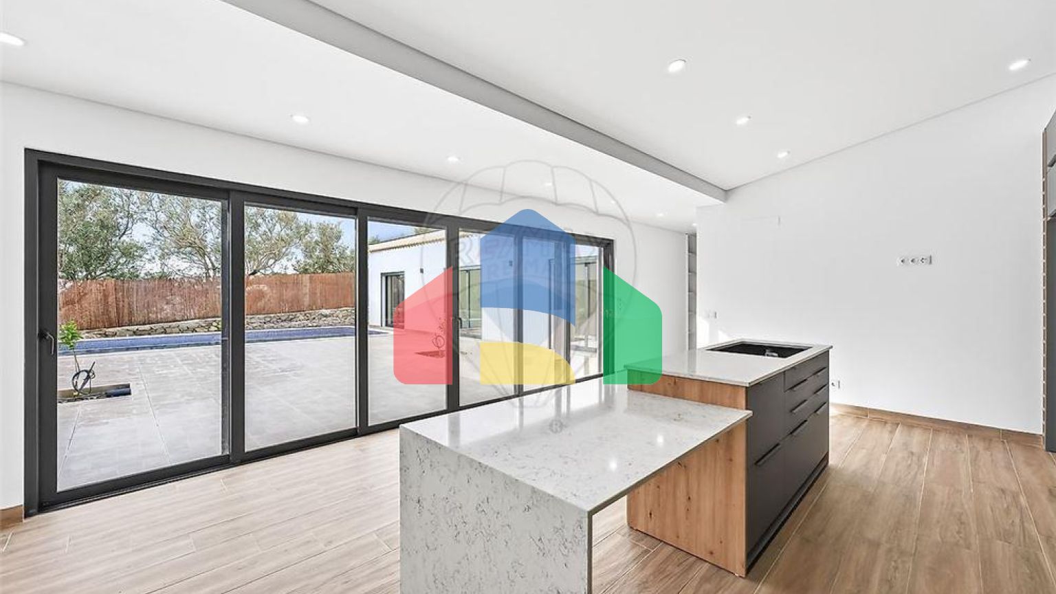 Residential - Single Family Home - T3 - Loule (Sao Clemente), Loule - PT