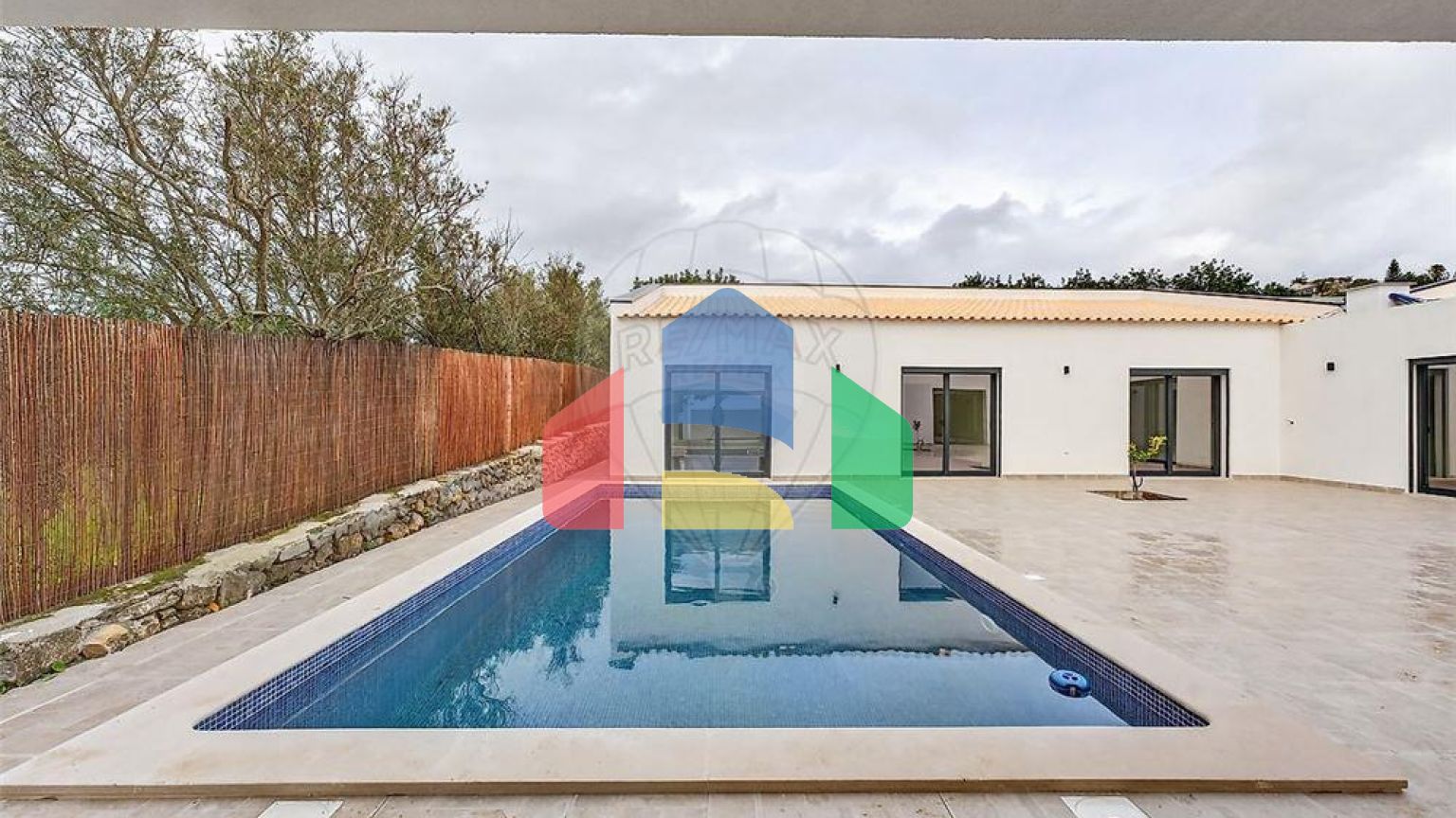 Residential - Single Family Home - T3 - Loule (Sao Clemente), Loule - PT