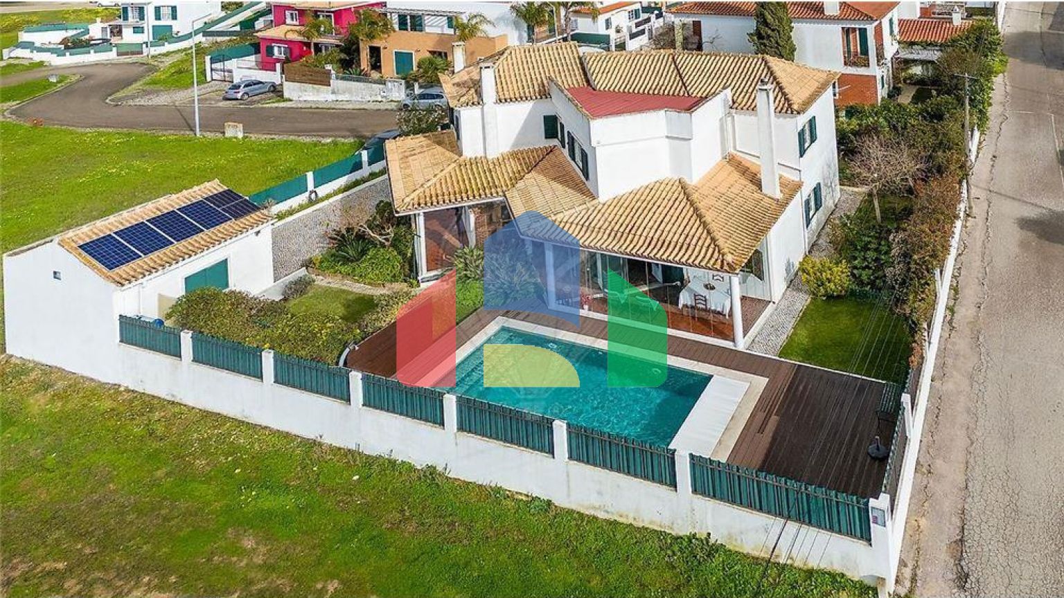 Residential - Single Family Home - T4 - Sesimbra (Castelo), Sesimbra - PT