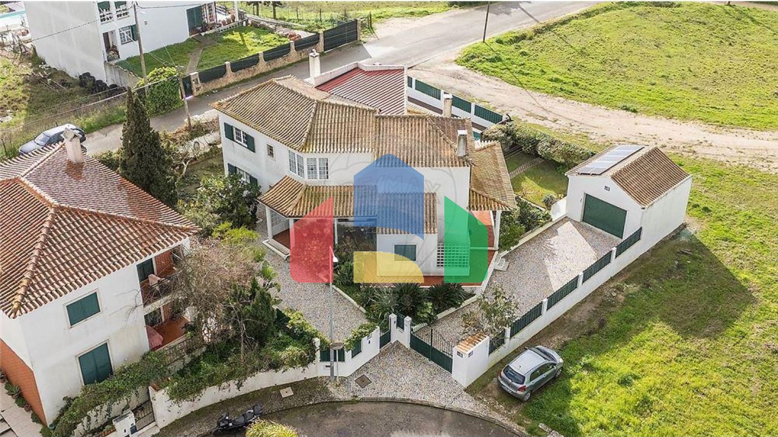Residential - Single Family Home - T4 - Sesimbra (Castelo), Sesimbra - PT