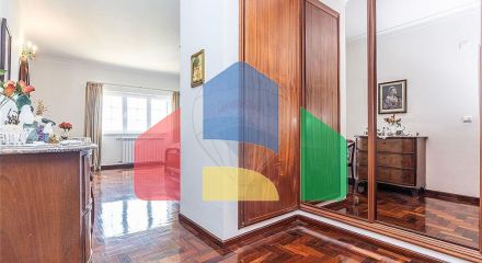 Residential - Single Family Home - T4 - Sesimbra (Castelo), Sesimbra - PT