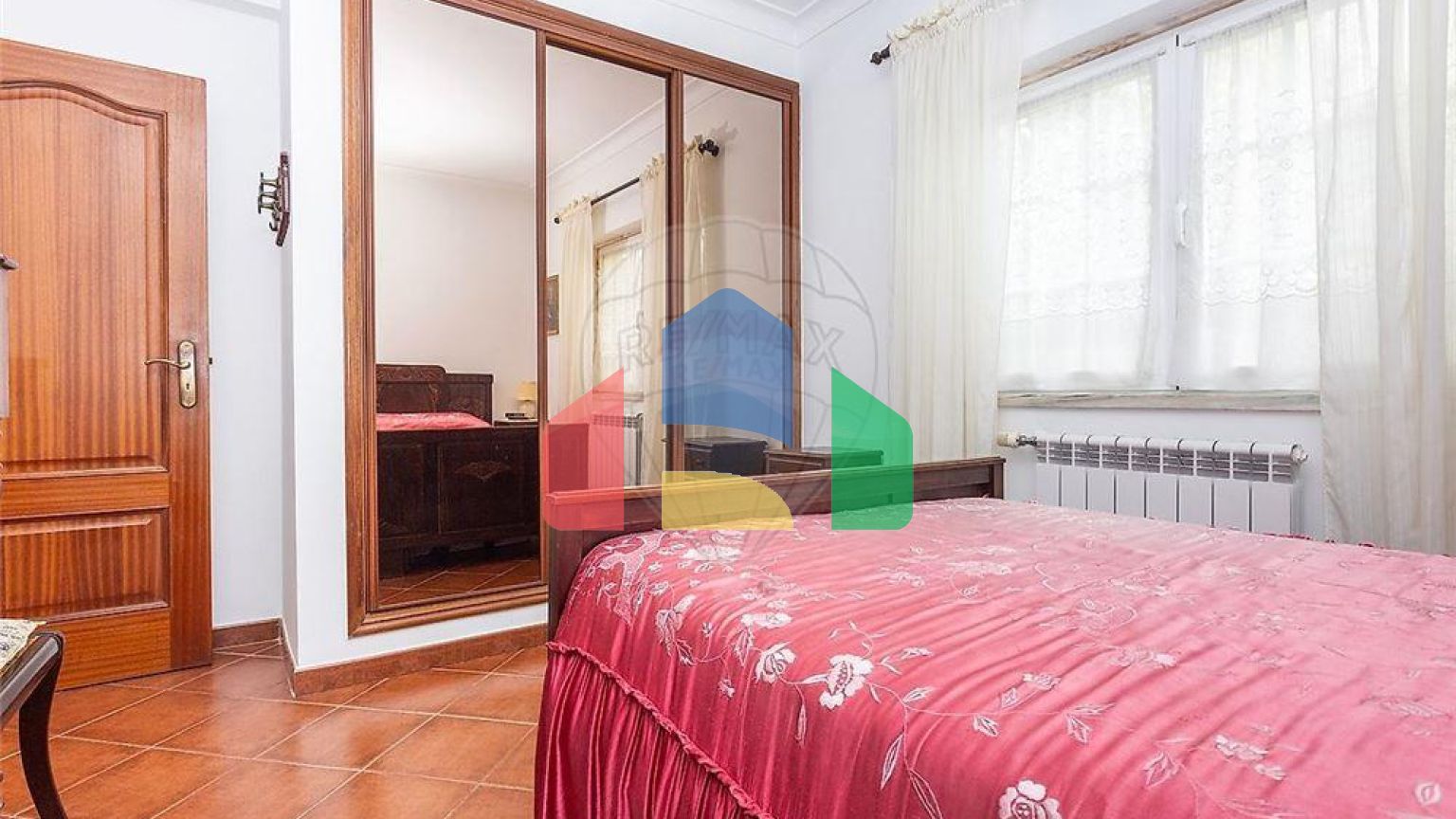 Residential - Single Family Home - T4 - Sesimbra (Castelo), Sesimbra - PT