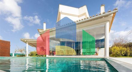 Residential - Single Family Home - T4 - Sesimbra (Castelo), Sesimbra - PT