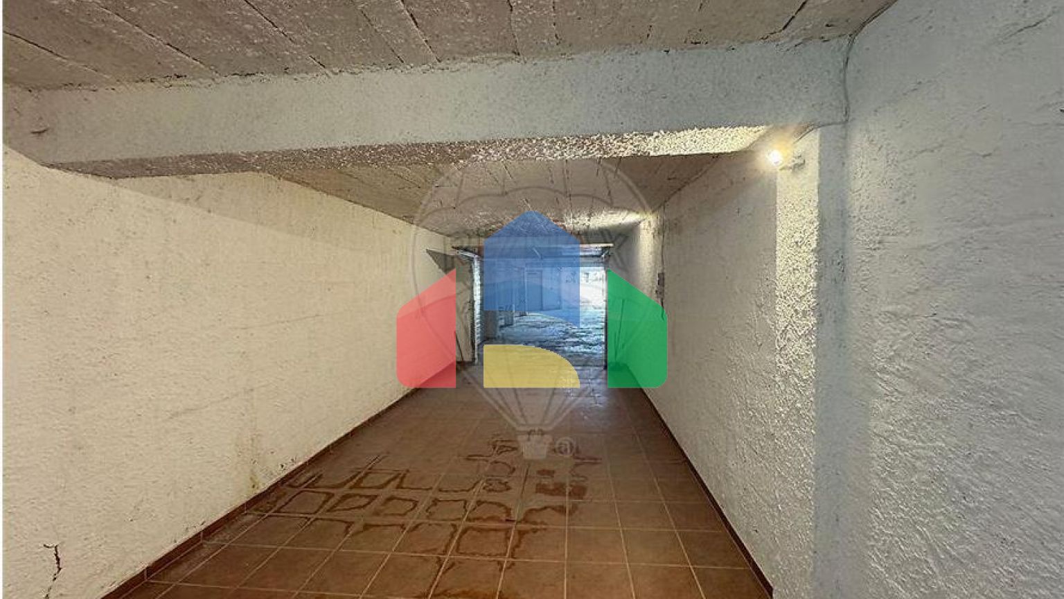 Residential - Garage - Vila Nova de Cacela, Vila Real de Santo Antonio - PT