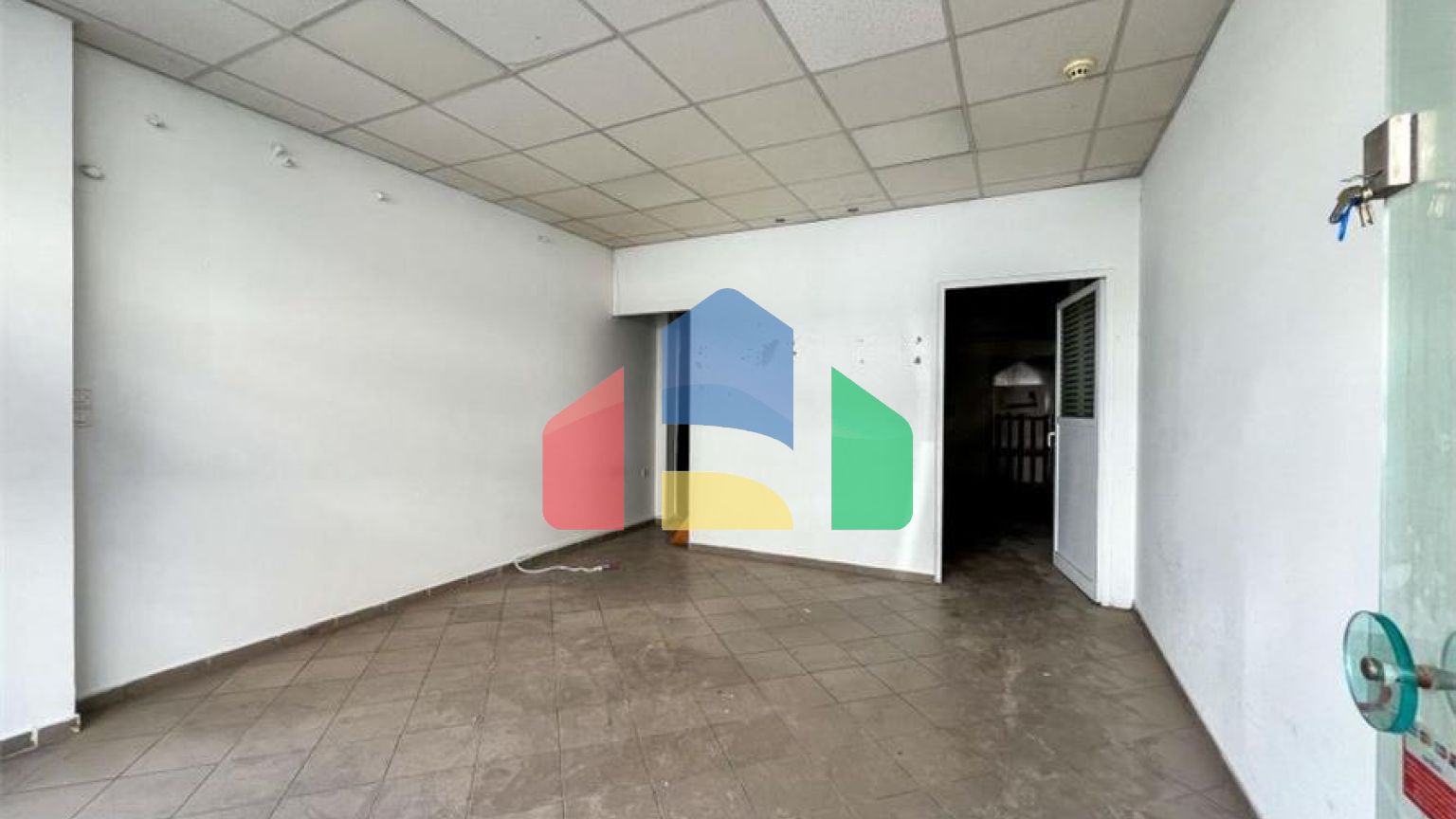 Commercial - Shop Single Tenant - Pirgos, Peloponisos - Greece