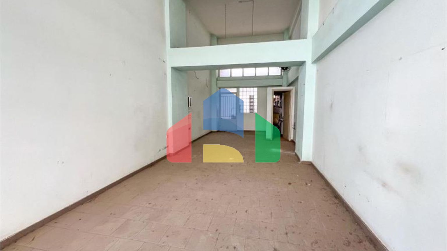 Commercial - Shop Single Tenant - Pirgos, Peloponisos - Greece