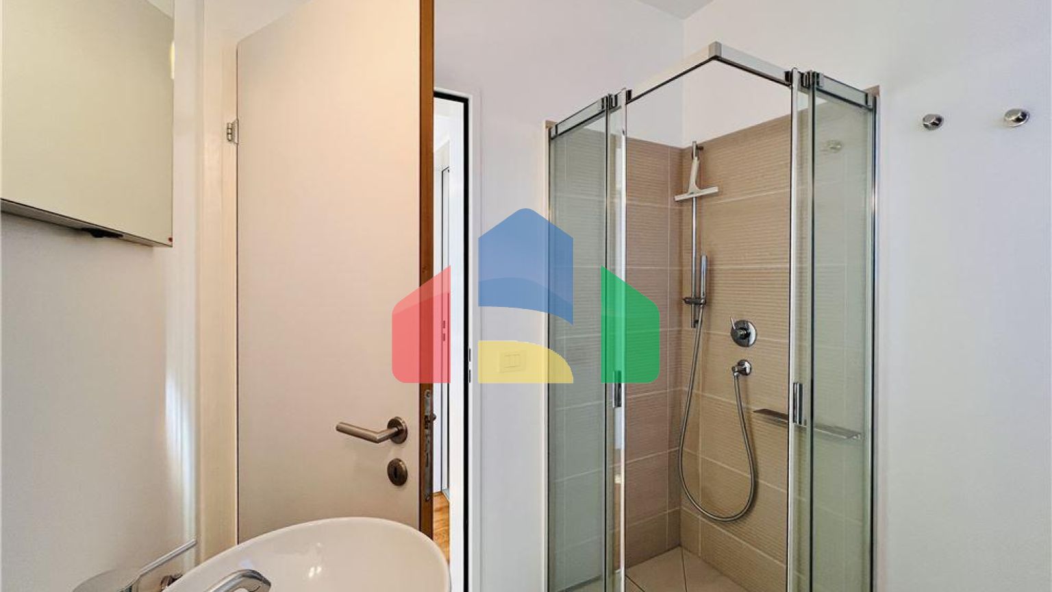 Residential - Cornerhouse - Mte.Carasso, Tessin - CH