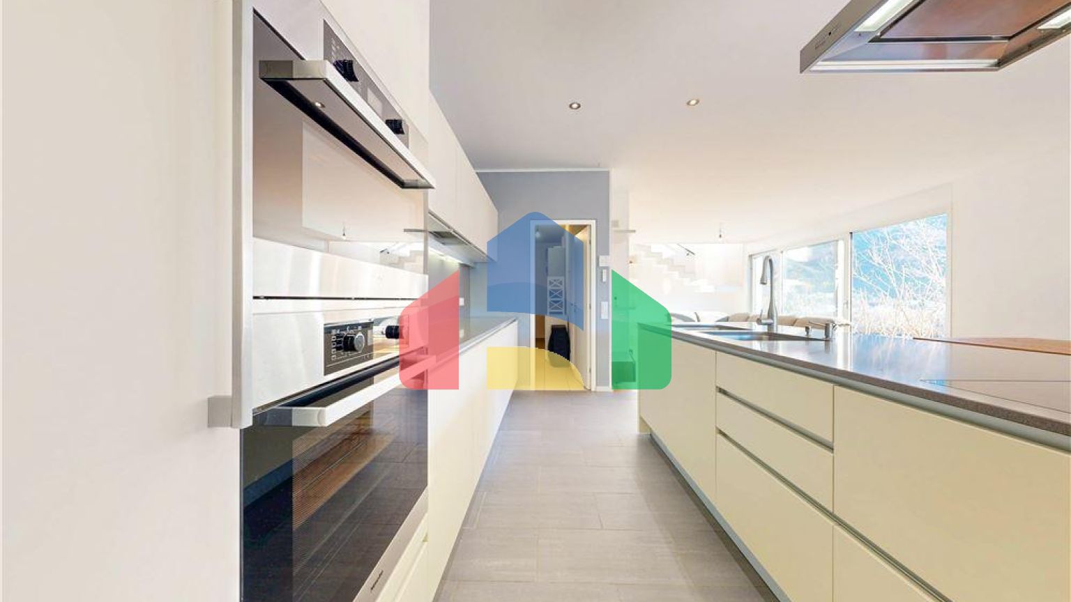 Residential - Cornerhouse - Mte.Carasso, Tessin - CH