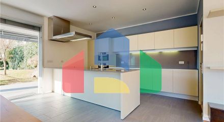 Residential - Cornerhouse - Mte.Carasso, Tessin - CH