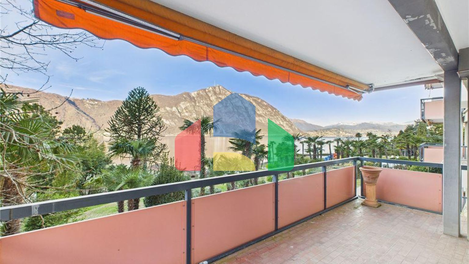 Residential - Service Apartment - Bissone, Tessin - CH