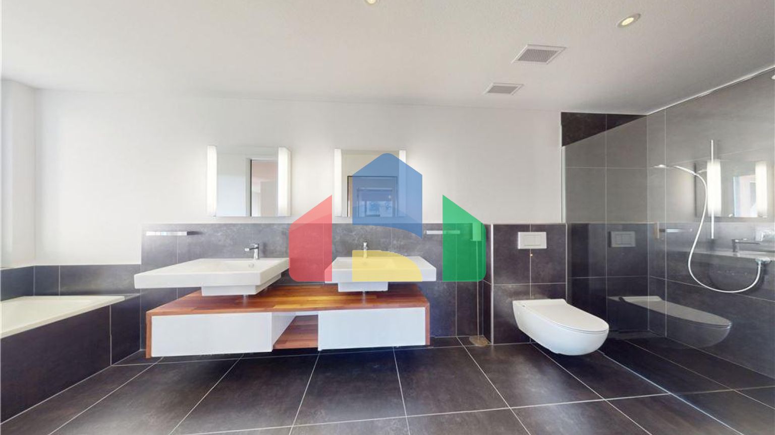 Residential - Condo/Apartment - Ufhusen, Lucerne - CH