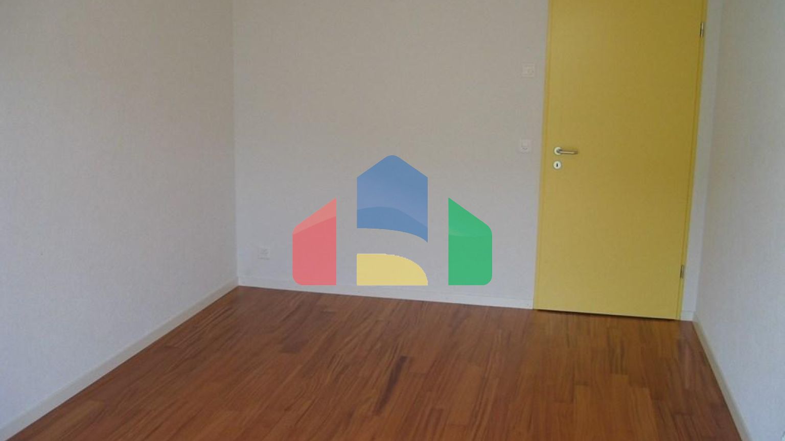 Residential - Garden Apartment - Hinwil, Zurich - CH