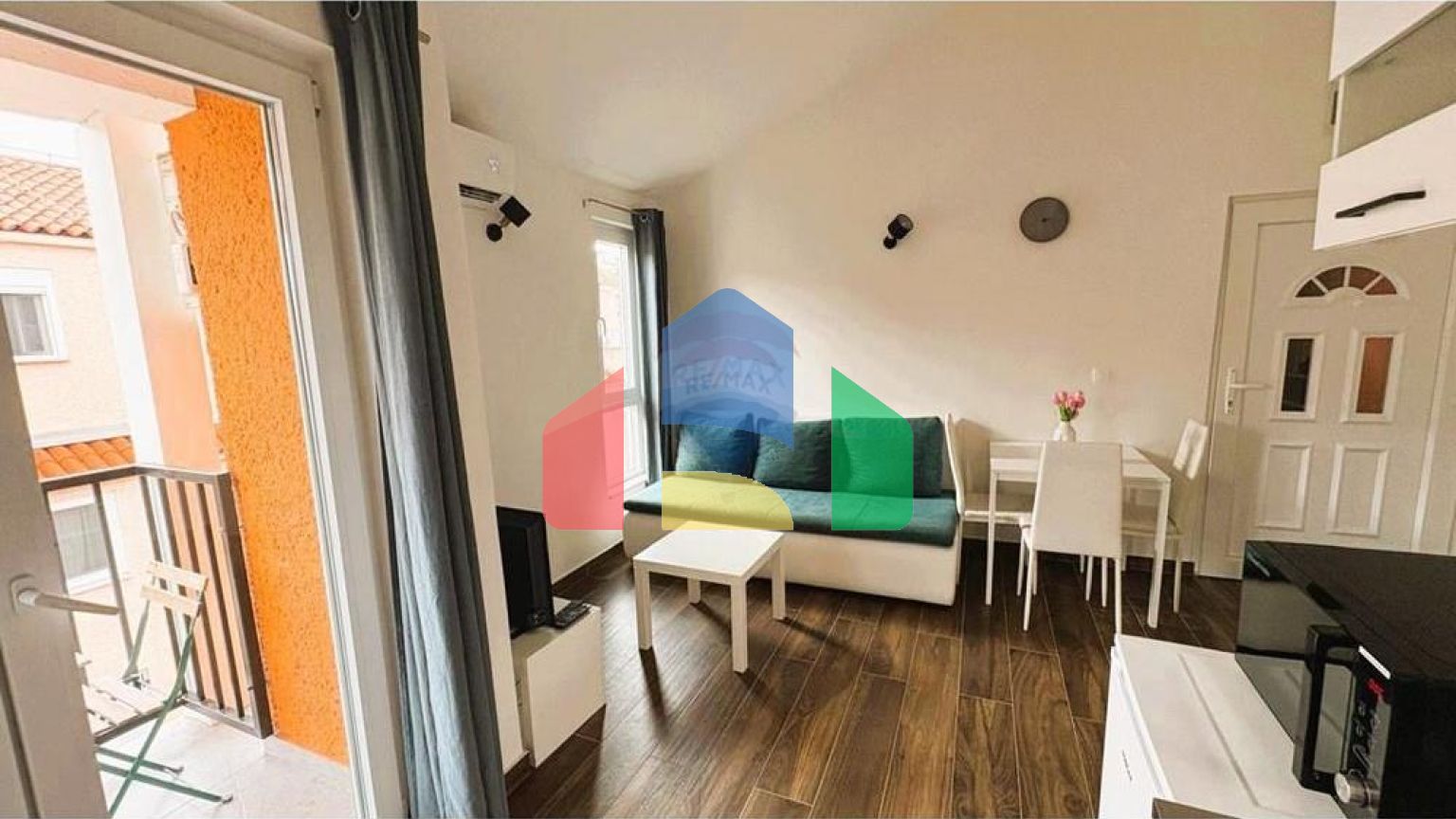 Residential - Condo/Apartment - Novigrad, Croatia - HR