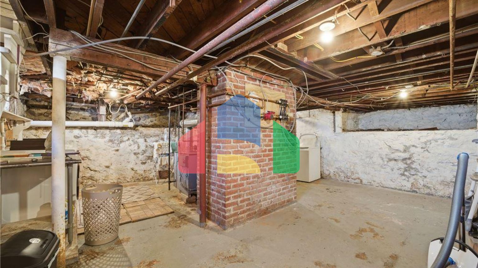 Residential - Single Family Home - Stamford, Connecticut, United States - United States