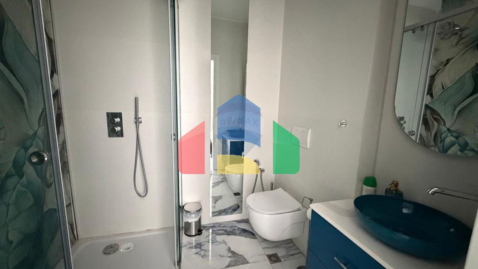 Residential - Condo/Apartment - Rruga Butrinti, Riviera, Sarandë - AL