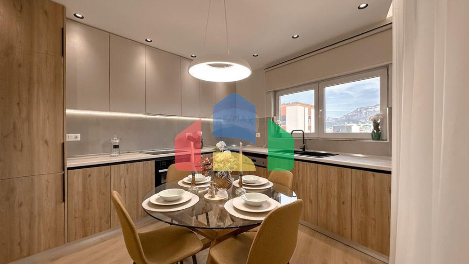 Residential - Condo/Apartment - Zogu I Zi, Zogu I Zi, Tiranë - AL