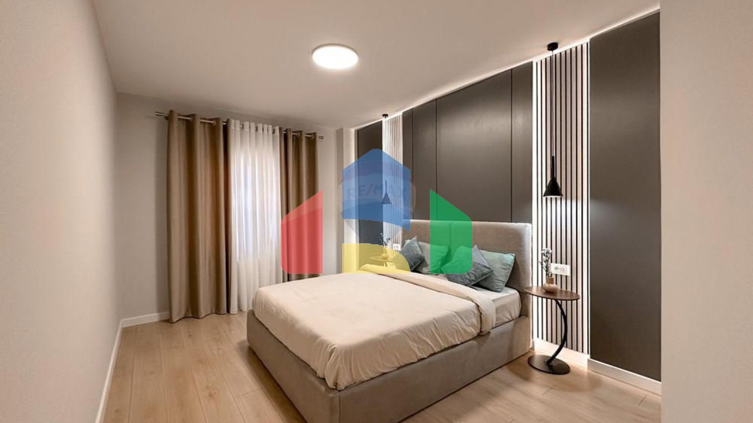 Residential - Condo/Apartment - Zogu I Zi, Zogu I Zi, Tiranë - AL