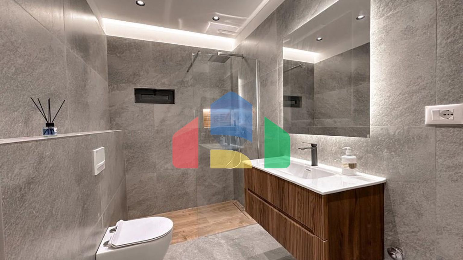 Residential - Condo/Apartment - Zogu I Zi, Zogu I Zi, Tiranë - AL