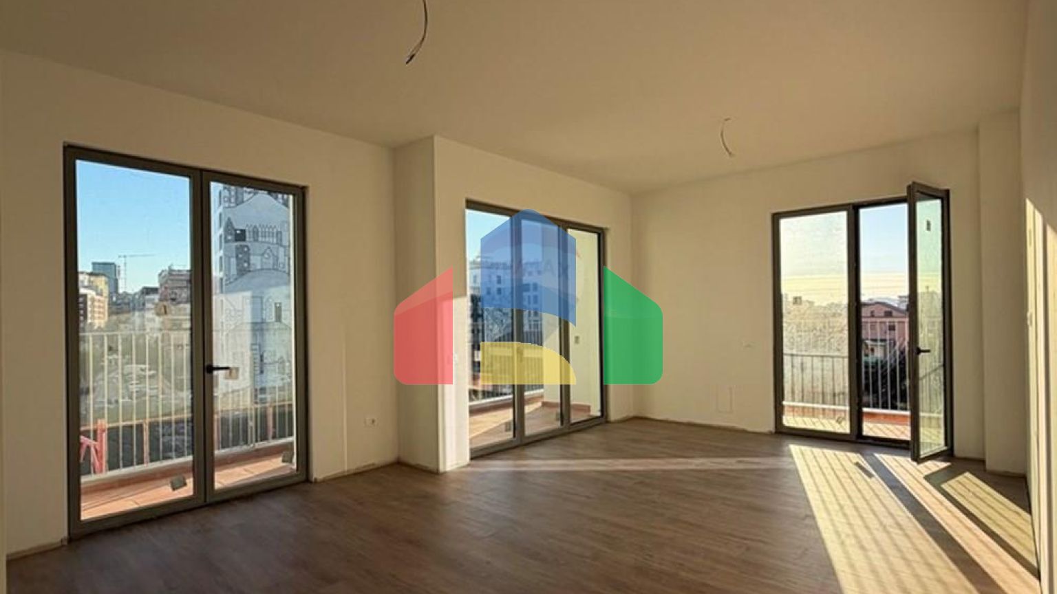 Residential - Condo/Apartment - Bulevardi i Ri, Bulevardi i Ri, Tiranë - AL