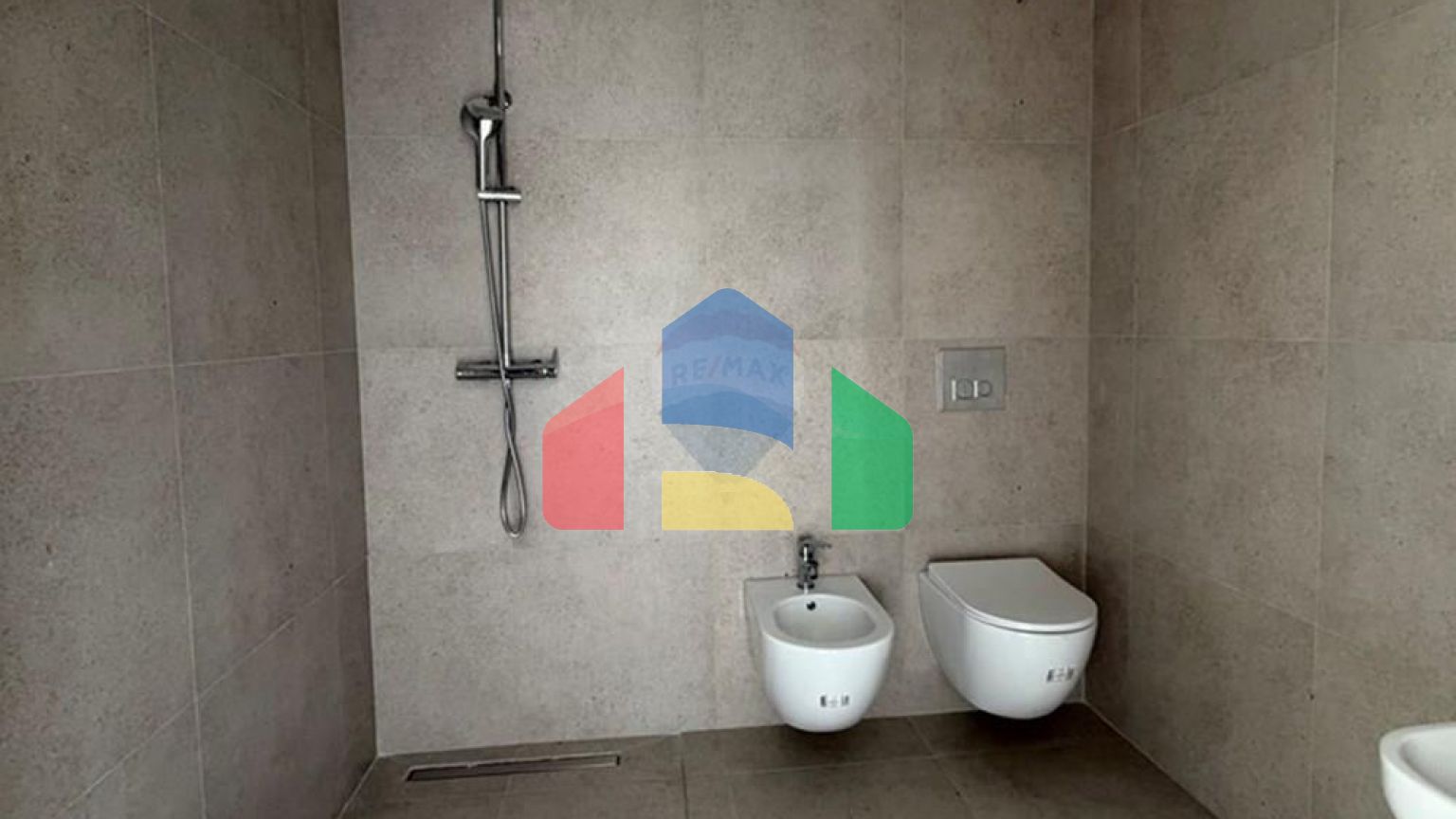 Residential - Condo/Apartment - Bulevardi i Ri, Bulevardi i Ri, Tiranë - AL