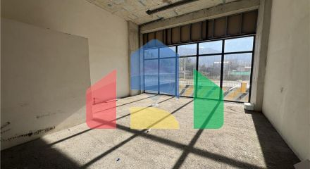 Commercial - Shop Single Tenant - Lungo Mare, Vlorë, Vlorë - AL